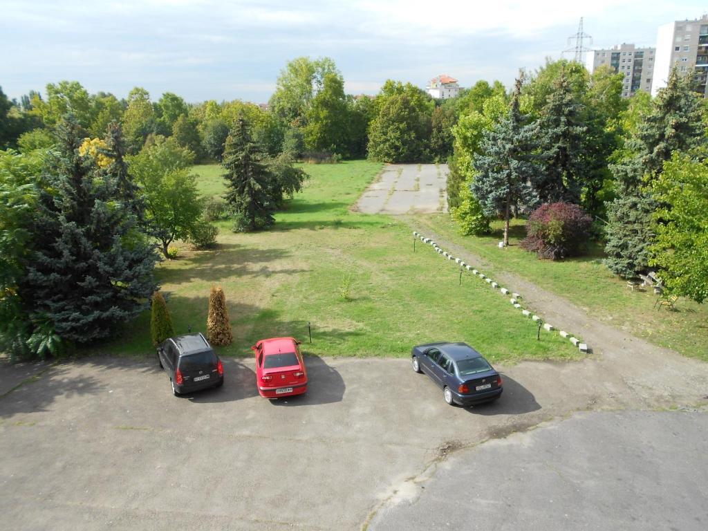 Hotel Seni Studium Будапеща Екстериор снимка